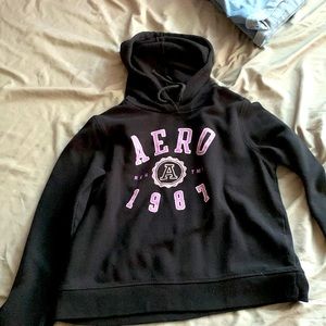 Aero sweatshirt, wore once and didn’t fit.
